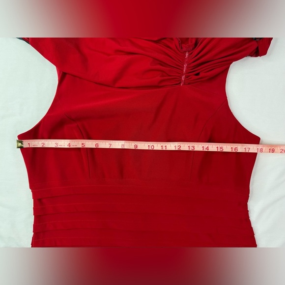 Scarlett Red Off-Shoulder Dress Horizontal Pleats Size 12 - Picture 9 of 11